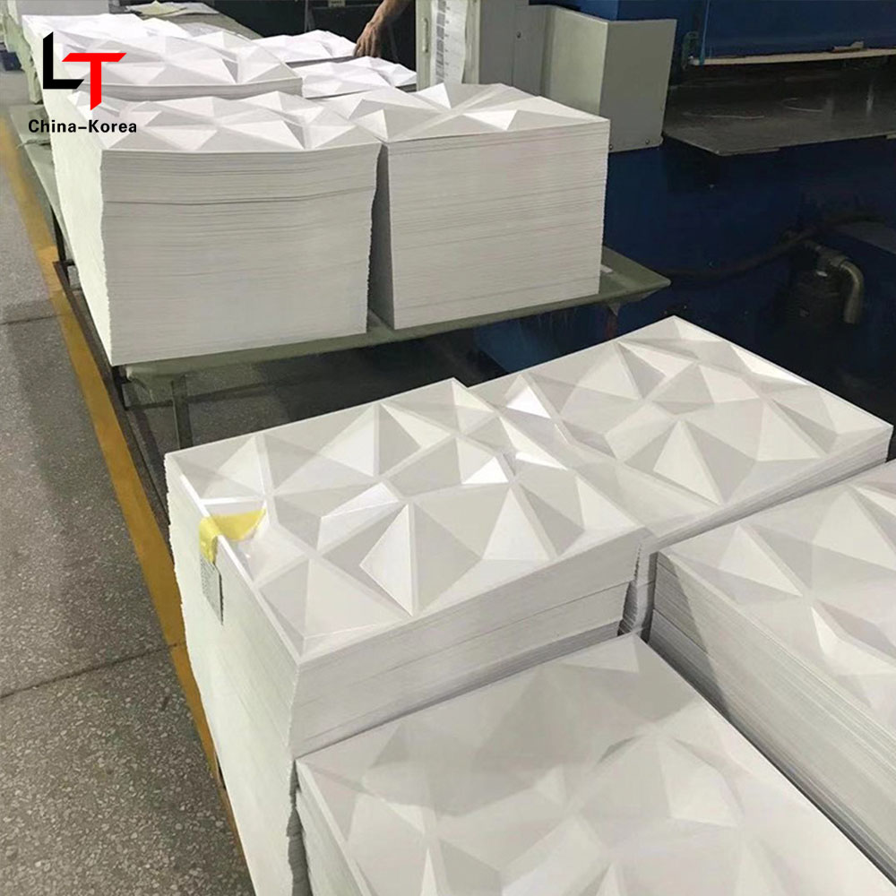 Moderno pannello da parete in PVC 3D/adesivo interno impermeabile a forma di diamante nero opaco per la decorazione della parete della camera da letto del soggiorno impermeabile